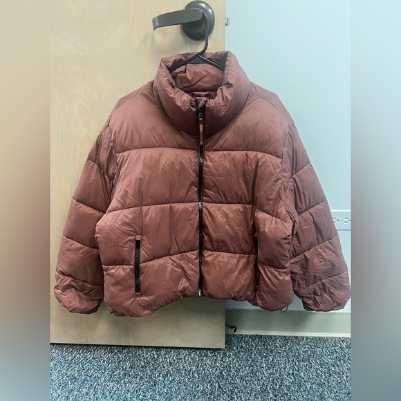 Old Navy Jackets & Blazers - EUC Old Navy Puffer Jacket